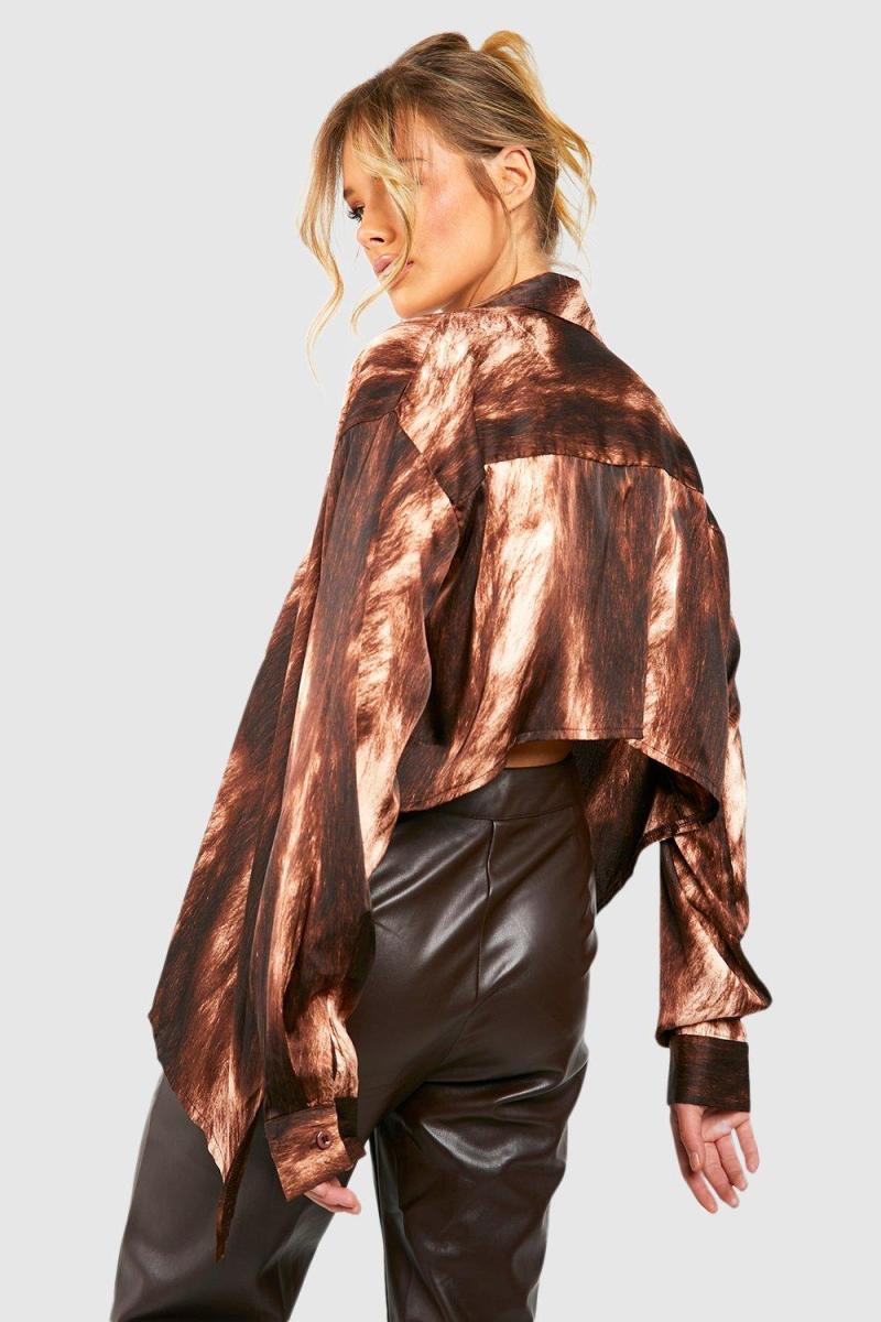 Атласна сорочка з абстрактним краваткою