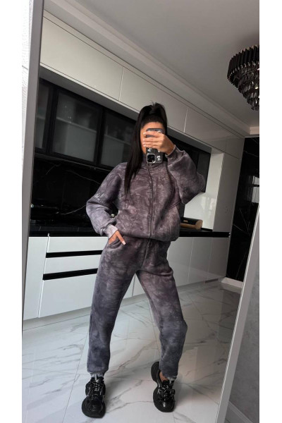 Спортивний костюм 