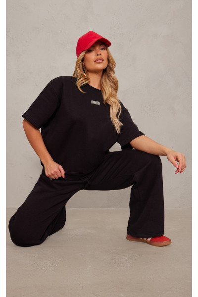 PrettyLittlething Black Detail Detail Негабаритний толстовка з короткими рукавами