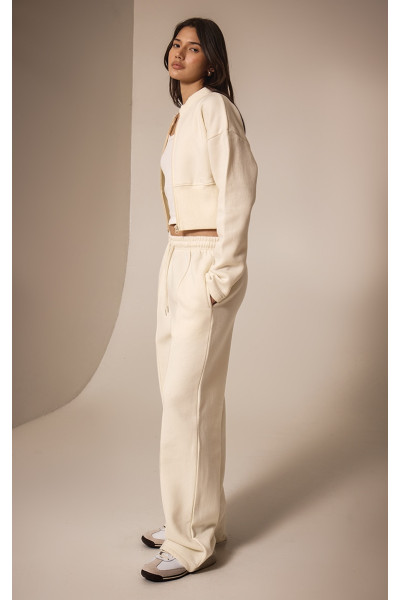 Деталі кремового шва широкі пробіжки